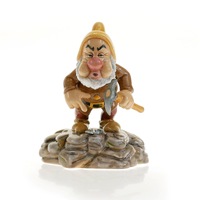 Snow White And The Seven Dwarfs Sneezy Diamond Collectable Statue 