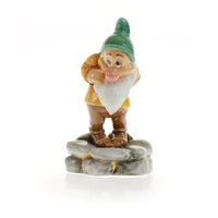 Snow White And The Seven Dwarfs Bashful Diamond Collectable Statue 